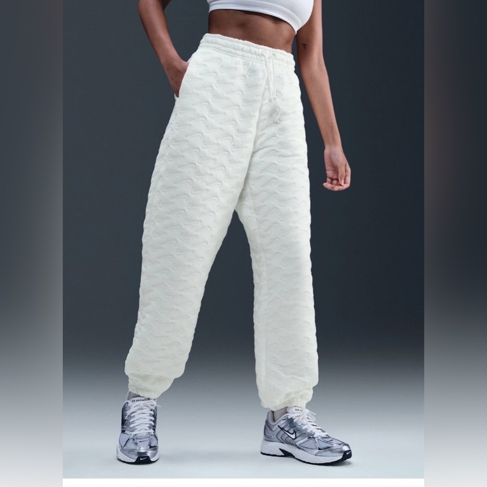 Nike Cream Quilted Jogger Pants